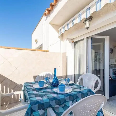 House Duplex In The With Barbaque & Two Terraces One With Views