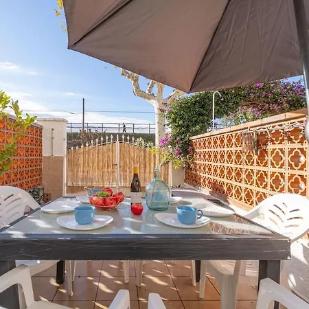 House Duplex In The With Barbaque & Two Terraces One With Views